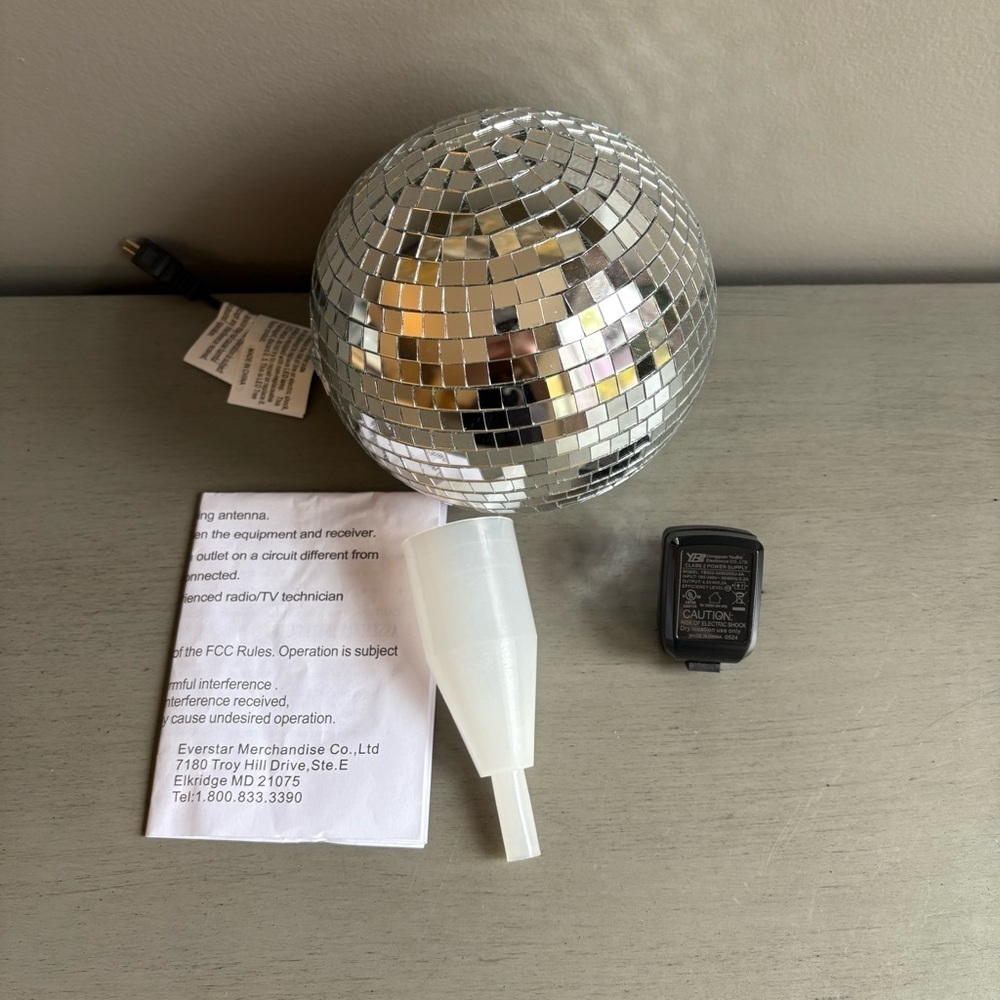Silver Disco Ball Tree Topper LED Light Reflective Rotating Christmas Party NEW - Picture 5 of 10